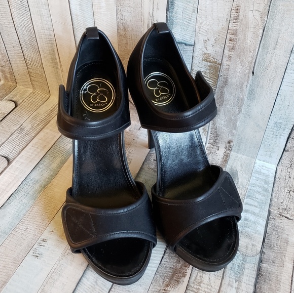 Jessica Simpson black heels -sz 6.5 - Picture 2 of 4